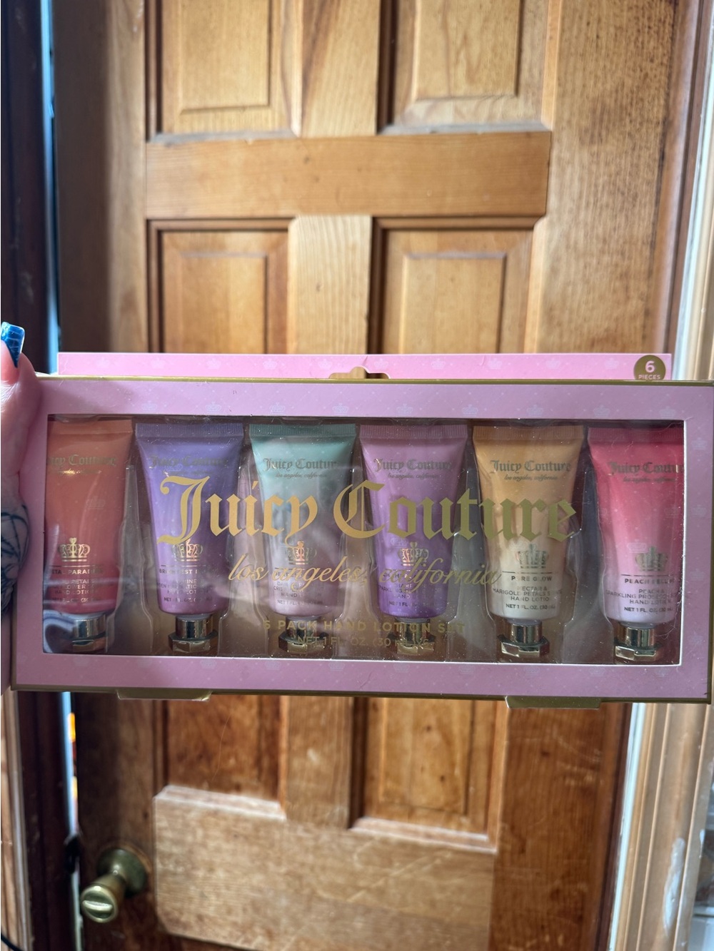 Juicy Couture 6 Piece Lotion Gift Set - Pastel Multi-Color